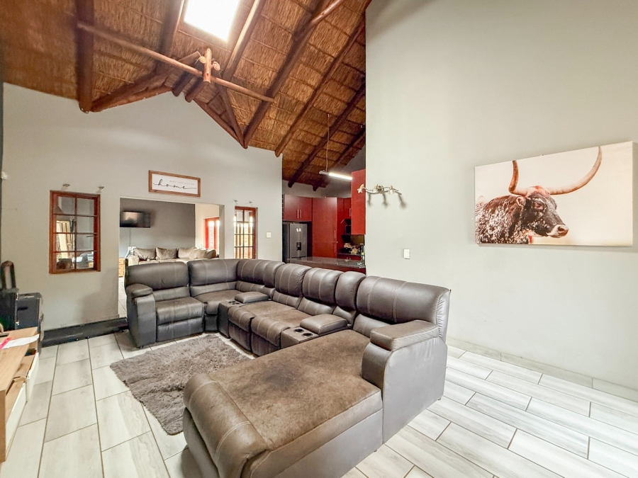 3 Bedroom Property for Sale in Melodie North West